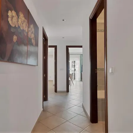Apartment En El Centro De San Pedro Con Parking - Del Valle 72 1