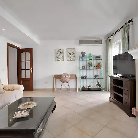 En El Centro De San Pedro Con Parking - Del Valle 72 1 Apartment Marbella