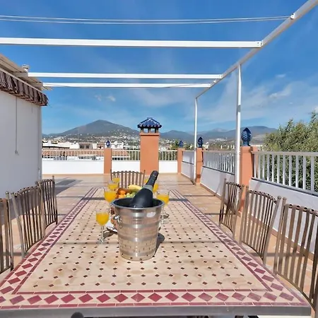 En El Centro De San Pedro Con Parking - Del Valle 72 1 Lejlighed *