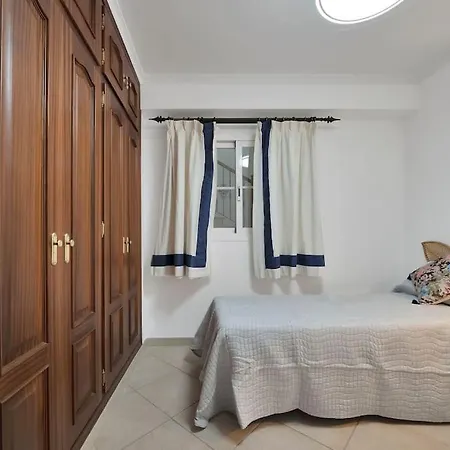 En El Centro De San Pedro Con Parking - Del Valle 72 1 Apartamento Marbella