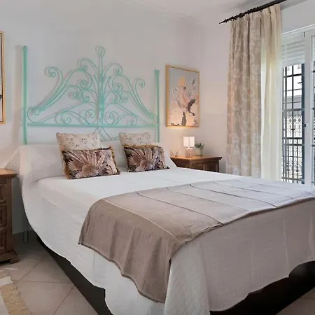 En El Centro De San Pedro Con Parking - Del Valle 72 1 Apartamento